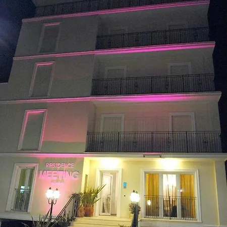 Aparthotel Meeting 3*