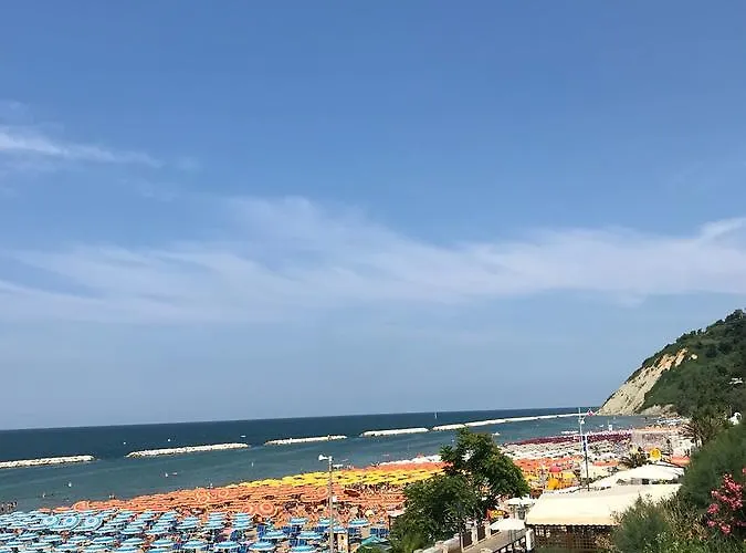 Meeting Aparthotel 3*